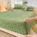 New milk velvet bed sheet single piece taffeta bed cover mattress protector winter plus velvet bed sheet bed sheet three-piece set