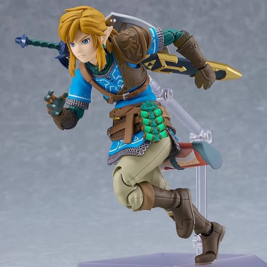 New domestically produced Figma 626 Link figure from The Legend of Zelda: Tears of the Kingdom - Breath of the Wild.