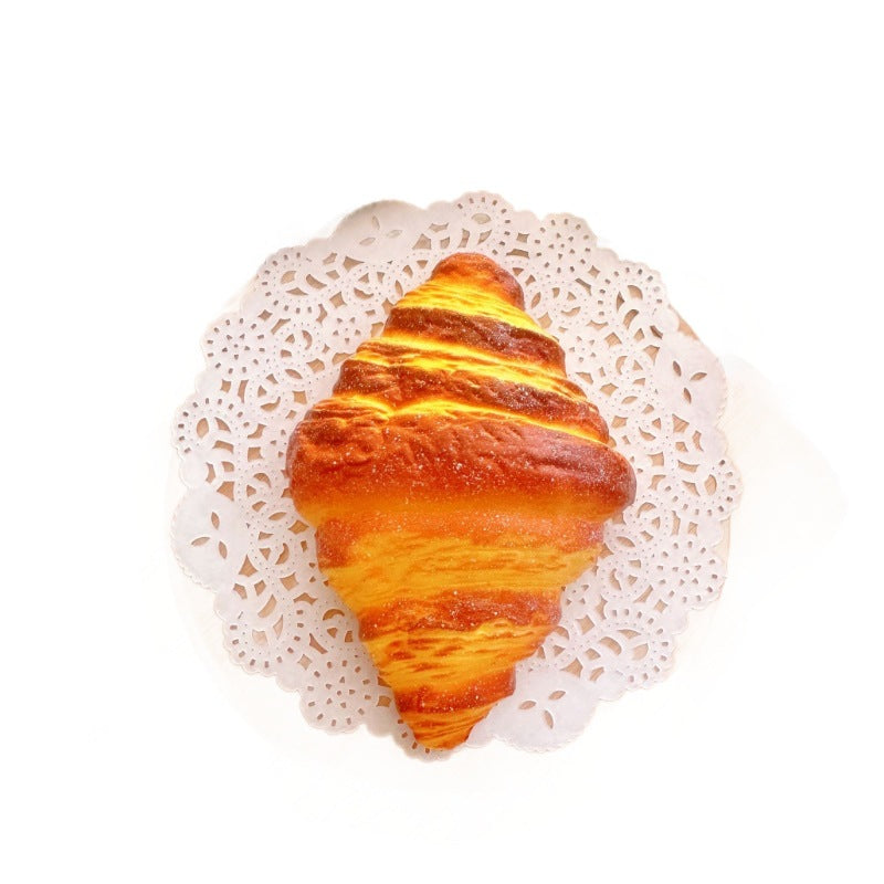 Simulated food, squishy bread, slow rebound toy, super soft and moist, sucks on fingers, student squeezeable stress relief toy.