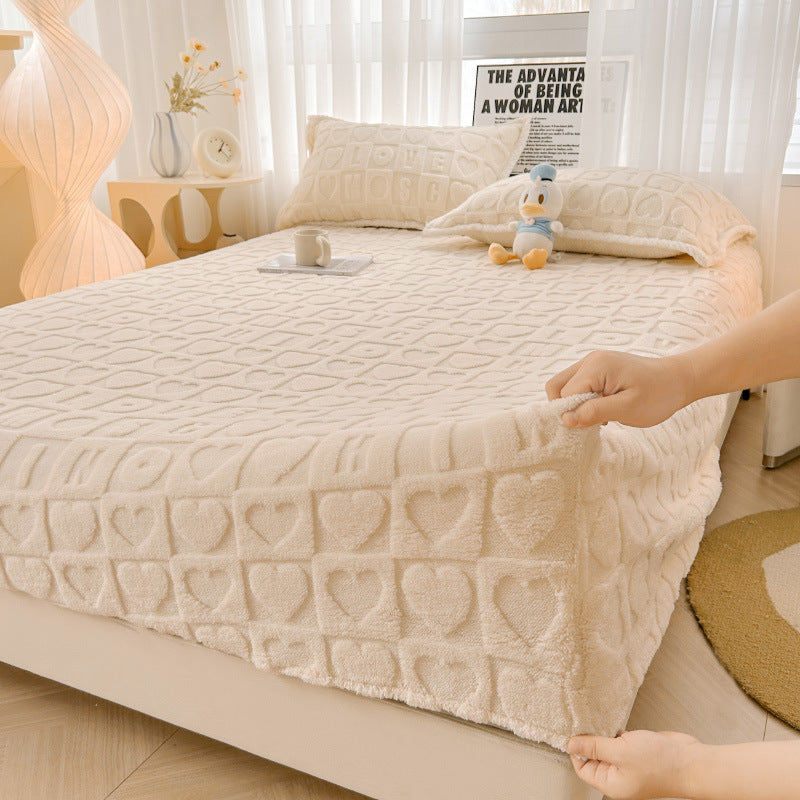New milk velvet bed sheet single piece taffeta bed cover mattress protector winter plus velvet bed sheet bed sheet three-piece set