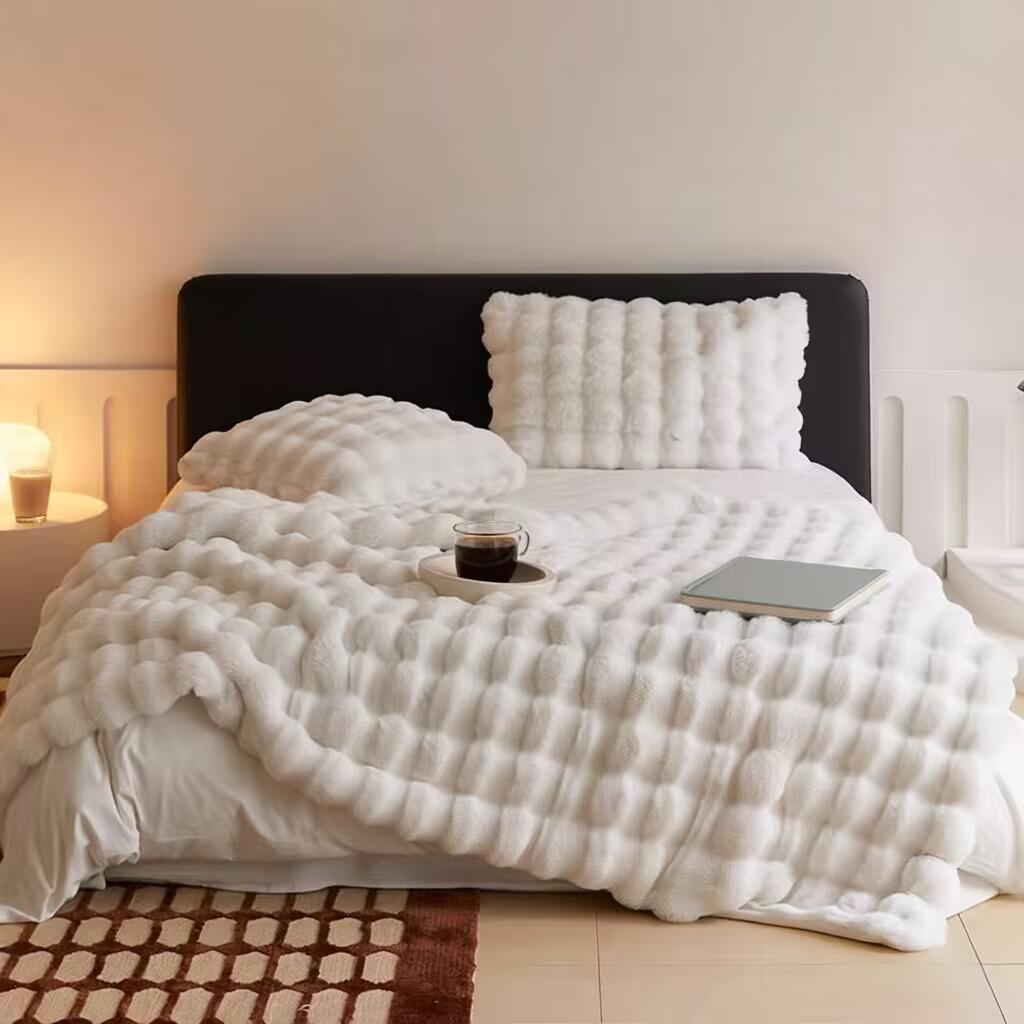 Double-layer thickened rabbit fur blanket, light luxury style, double-sided plush bubble blanket, multi-functional sofa blanket.