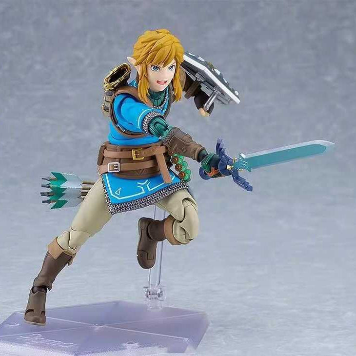 New domestically produced Figma 626 Link figure from The Legend of Zelda: Tears of the Kingdom - Breath of the Wild.